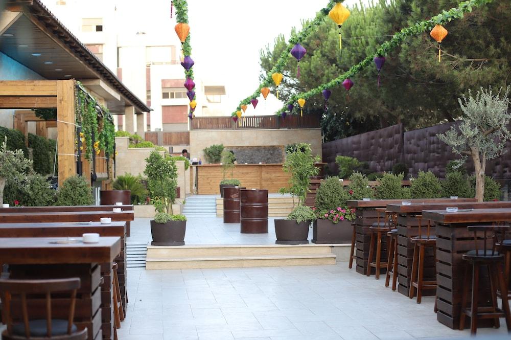 The Sanrock Hotel Амман Экстерьер фото